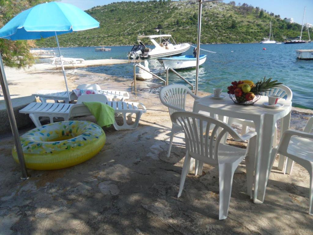 Sunset Beachfront Residence Rogoznica  Exterior foto